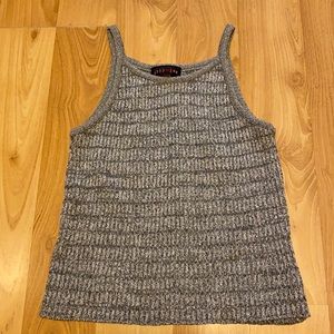 Gray tank top